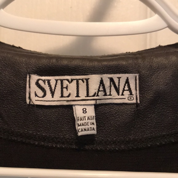 🧵 Black Ruffle Blazer - Picture 6 of 6